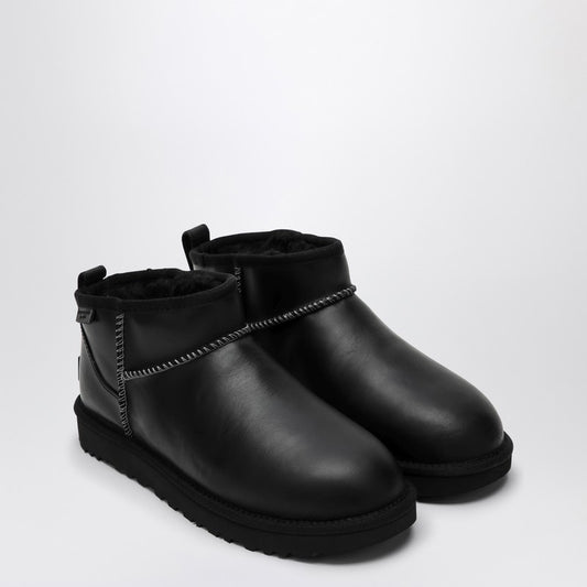 UGG Classic Ultra Mini black boot