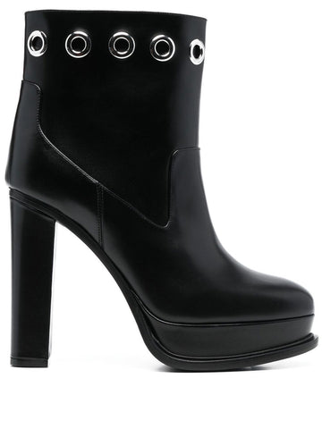 Alexander McQueen heeles boots