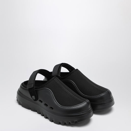 UGG PeakMod sabots in Woodland Black