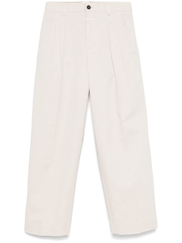 Closed ruthy pants