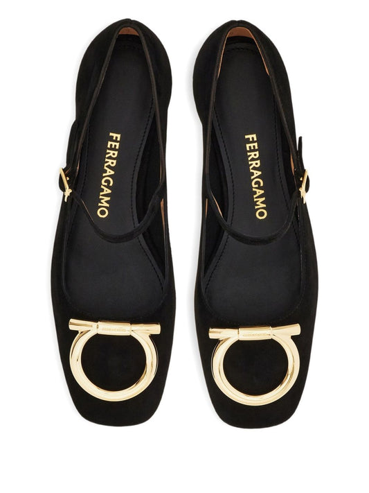 Ferragamo Flat shoes Black