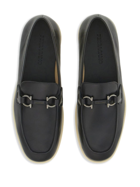 Ferragamo Flat shoes Black