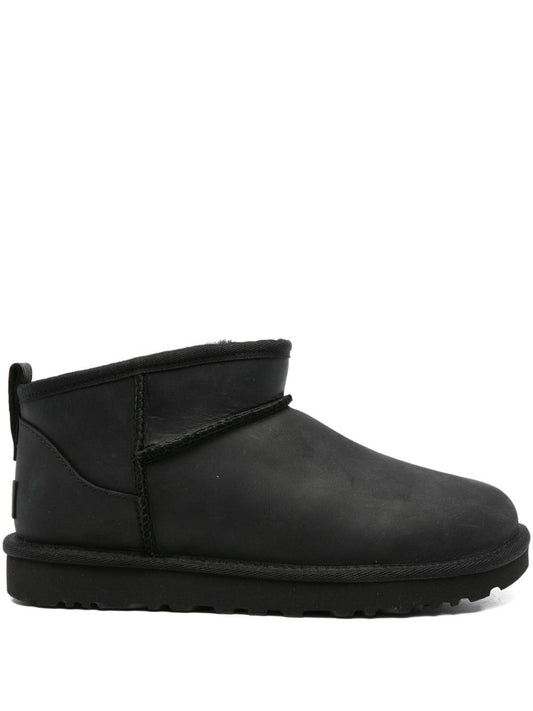 UGG Australia Boots Black