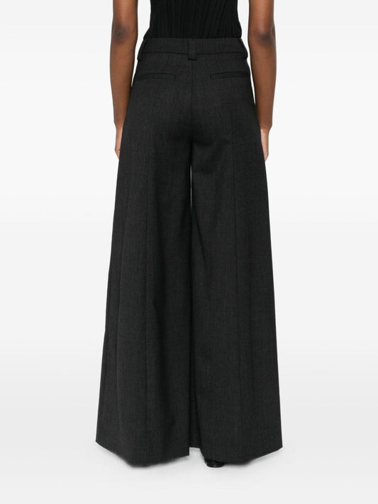 THE LATEST Trousers Black