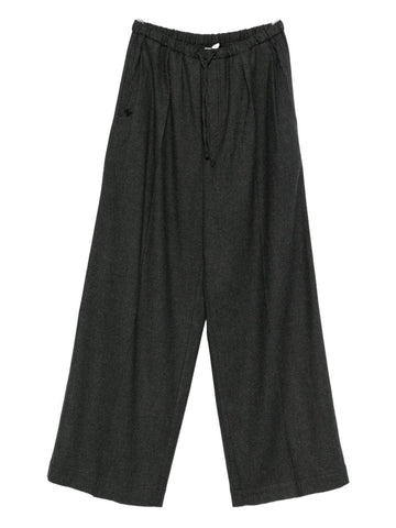 Closed Trousers Grey