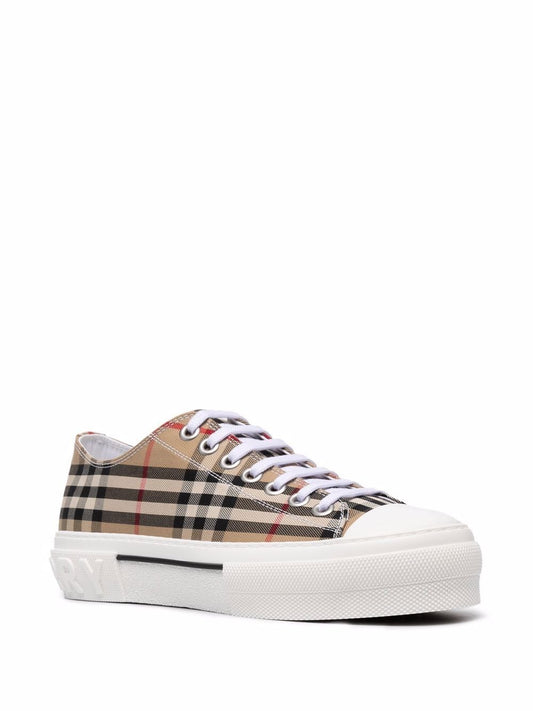 Burberry Sneakers Beige