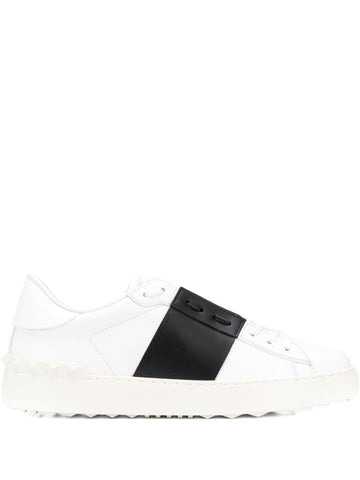 Valentino Garavani Sneakers Black
