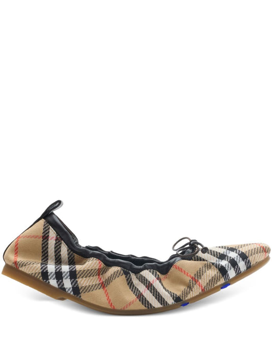 Burberry Flat shoes Beige