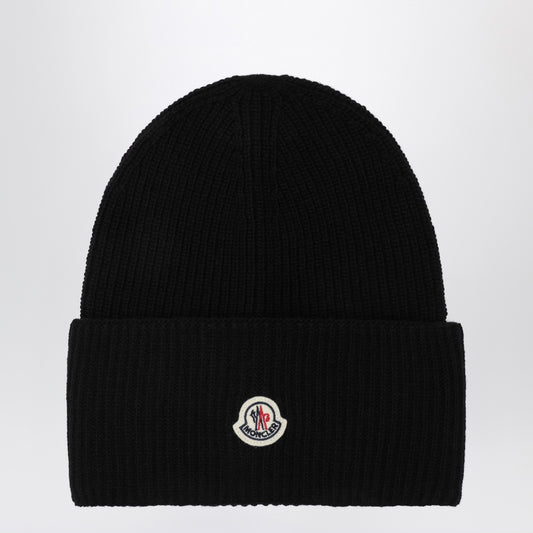 Moncler Black wool beanie with logo patch