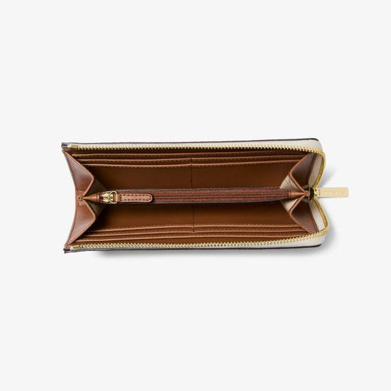 5020f260-ecd0-323e-bc56-36fd4d90196b