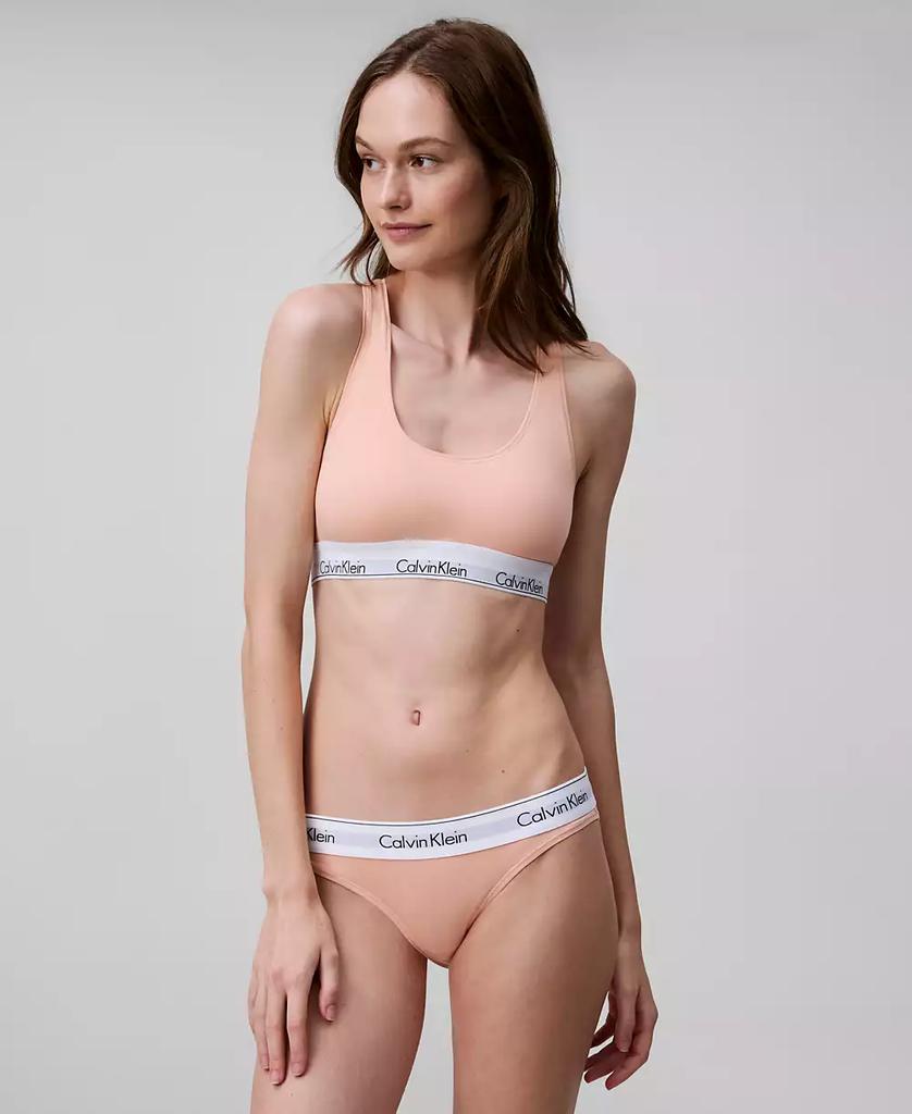 531eb5b3-557c-3bb2-8370-9eadde4a677d