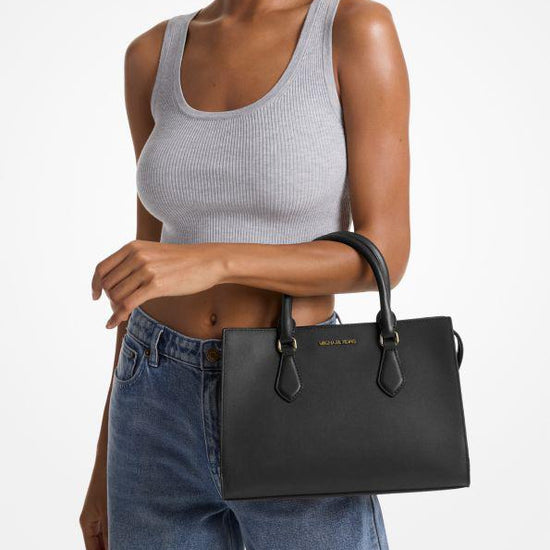 532da7ce-2534-36fc-93be-2220808534d7