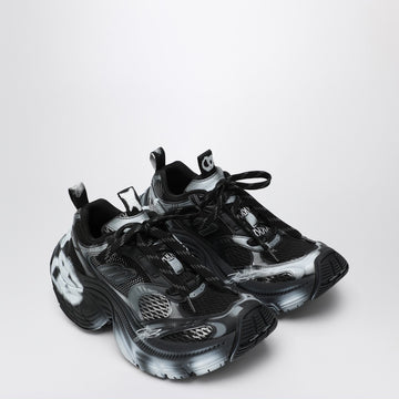 Balenciaga White/black 6XL sneakers with spray details