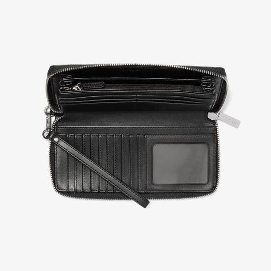 a6d15471-cea3-3d6f-a1a8-3c51857fb9f1