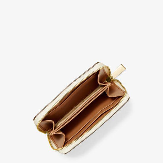 ad09d5c6-4822-3cff-b7b2-85ace6c8bbfd