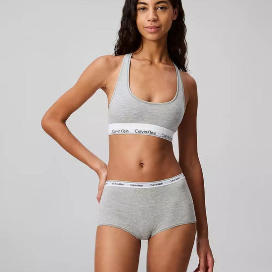 f92edfcd-6eff-3377-9aa1-e84fe92b8e51